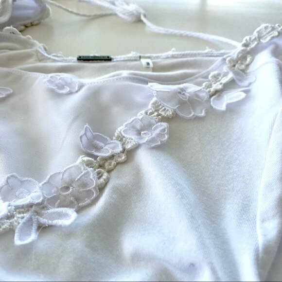 Elie Tahari jersey knit top with floral appliqués, tie at the back - Picture 8 of 11